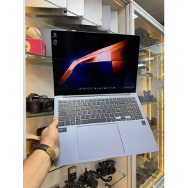 Samsung Galaxy Book 4 Pro Ultra-5 AMOLED 2X